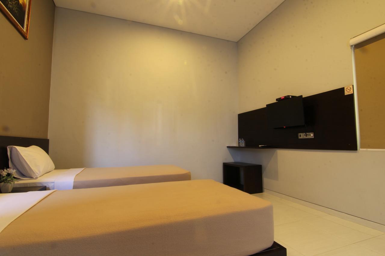 Hotel Mandari Pabean Buleleng Extérieur photo