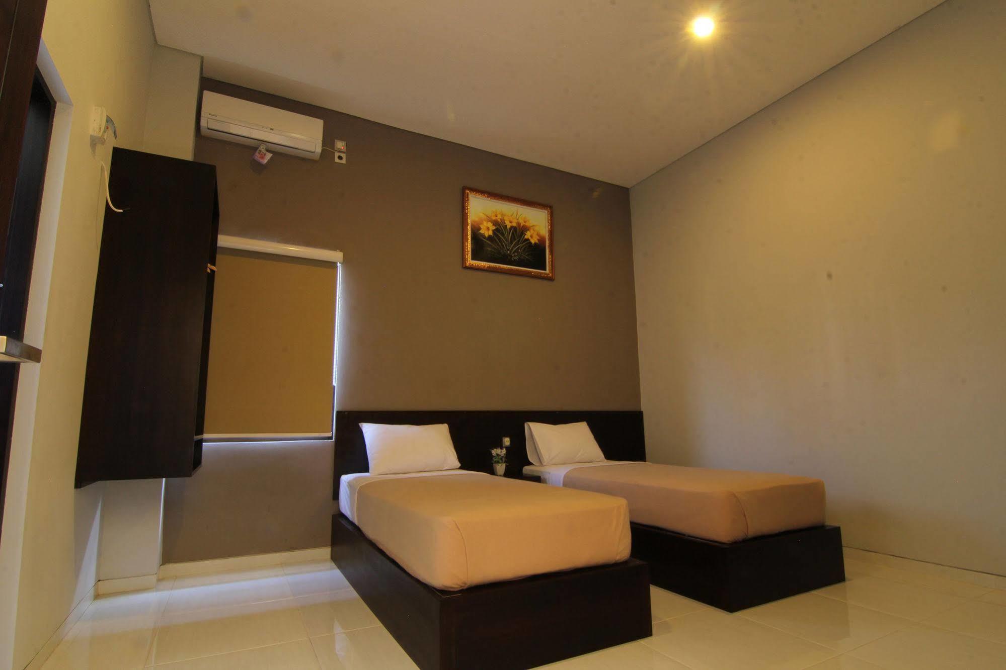 Hotel Mandari Pabean Buleleng Extérieur photo